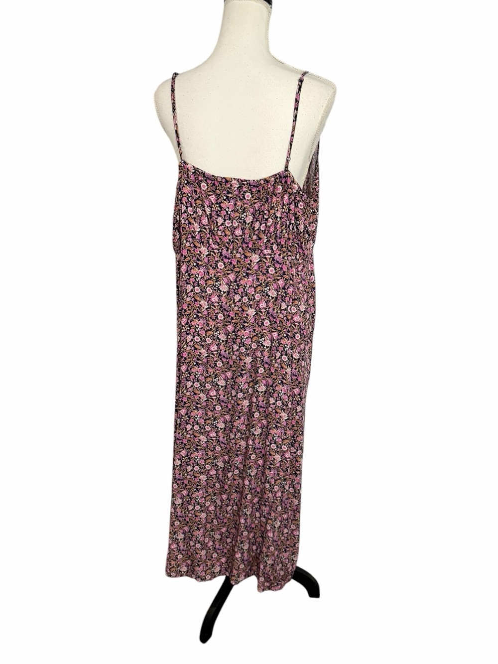 Old Navy Pink and Black Floral Maxi Dress Skirt - Picture 4 of 8